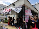 Studenci protestowali przed Uniwersytetem Gdańskim przeciwko ustawie Jarosława Gowina. "Nie chcemy rektorów Misiewiczów" [wideo,zdjęcia]