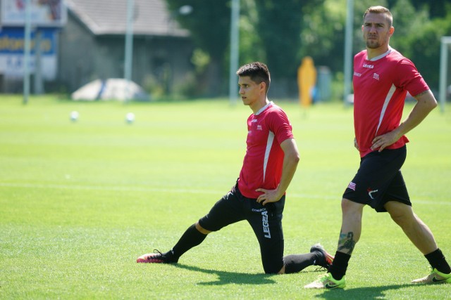 Bartosz Kapustka po powrocie z Euro 2016 na boisku przy ulicy Wielickiej w Krakowie