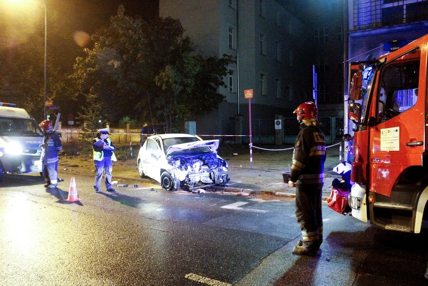 Wypadek na Wólczańskiej. Ranny pracownik firmy...