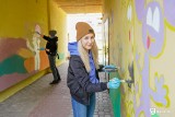 Nowe murale na kieleckich Sadach i innych osiedlach KSM. Postacie z kolorowanek i bajek zachęcają do jedzenia warzyw i sportu