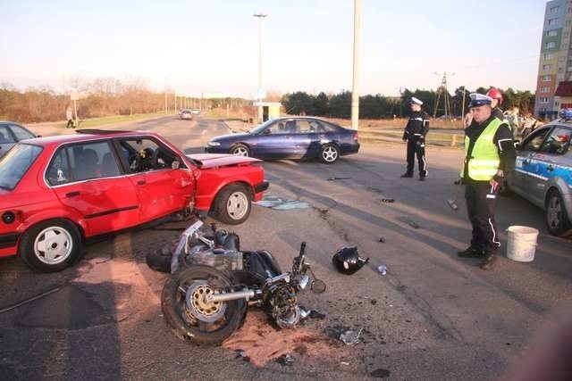 W ostatnim czasie do wypadku z udziałem motocyklisty doszło w Toruniu na osiedlu Na Skarpie.