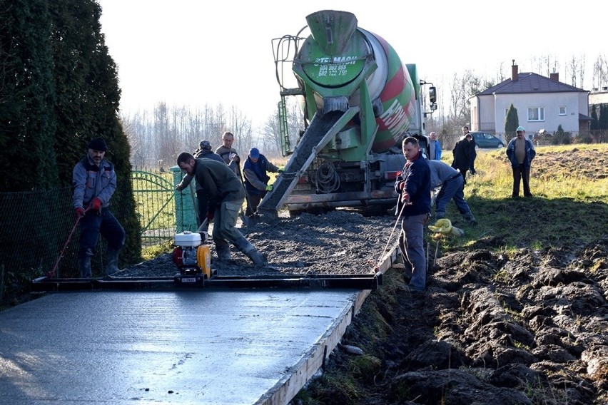 Biecki pomysł na... betonowe drogi