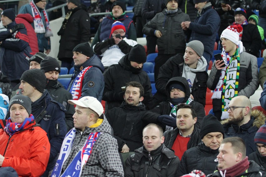 Górnik Zabrze - Wisła Kraków: mimo zimna, na trybunach był...