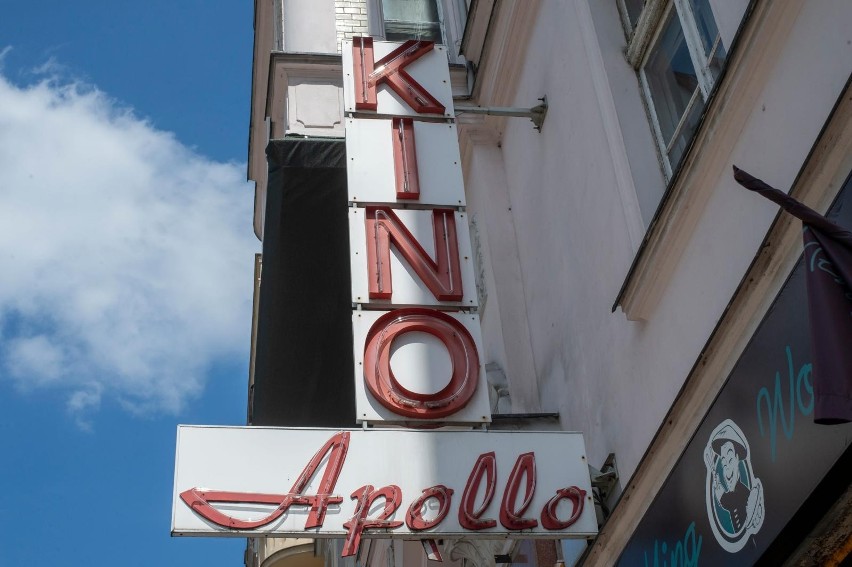 Kino Apollo w Poznaniu powraca po dwuletniej przerwie i...