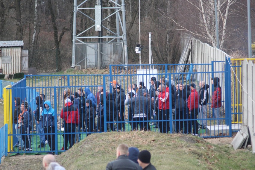 Wiślanie - KSZO. Kibic z Ostrowca wygrał telewizor! [ZDJĘCIA] 