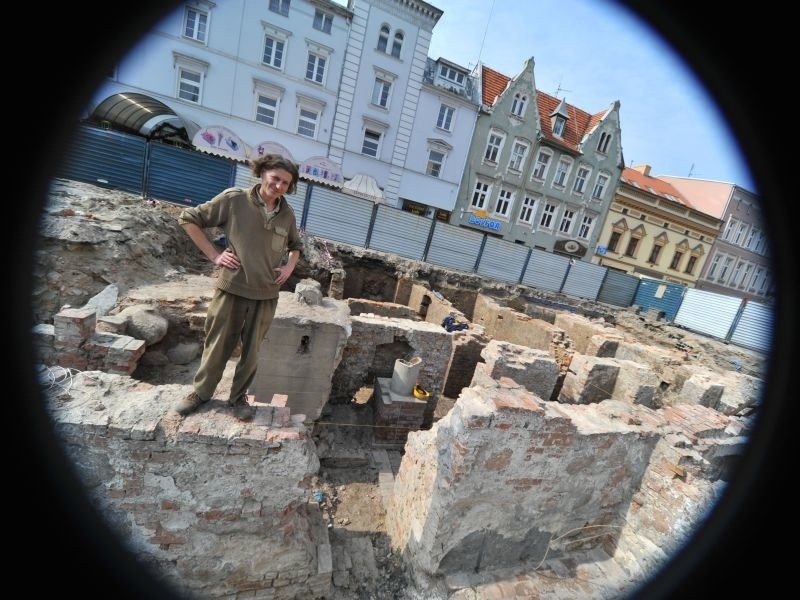 Wojciech Siwiak na wykopie archeologicznym