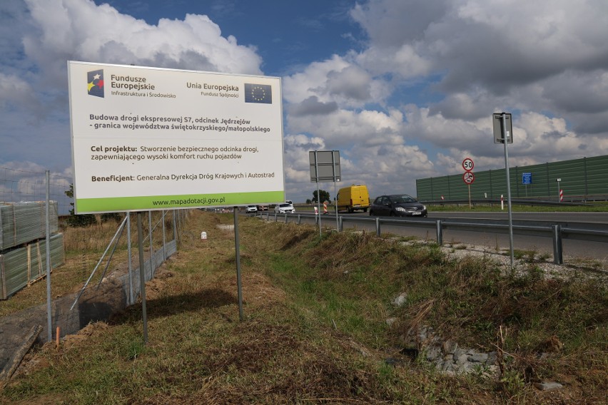 Ostatnie przygotowania przed otwarciem S7 od granicy Świętokrzyskiego w kierunku Krakowa. Zobacz zdjęcia