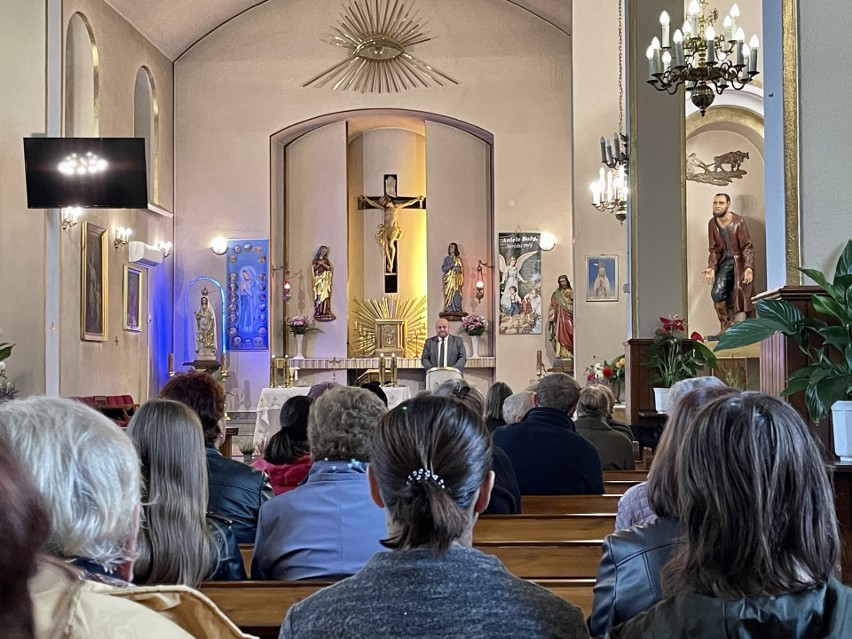 Wykład o błogosławionym Wincentym Kadłubku w kościele w Malicach Kościelnych