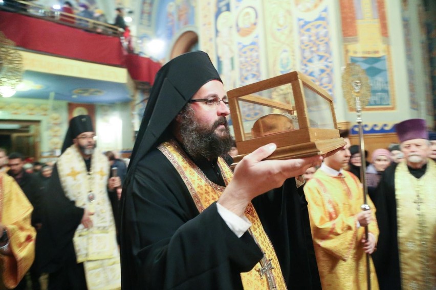 W cerkwiach można pokłonić się relikwiom św. Nektariusza