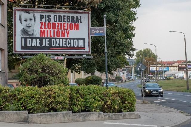 Poznań: Nowe billboardy w mieście. PiS odpowiada opozycji