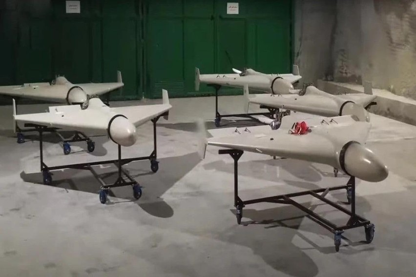 Tak wyglądają drony-kamikadze. Bywają nazywane amunicją...