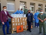 Krakowianie pomagają: Cenne środki dezynfekcyjne dla Szpitala Żeromskiego w Krakowie od firmy Dragon i miejscowej Izby Przemysłowo-Handlowej