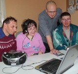 Niepełnosprawni z Głuchołaz przygotowują program radiowy 