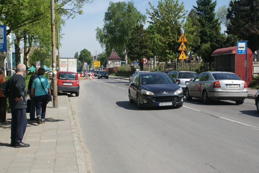 Przebudowa al. Majakowskiego potrwa do października. Obecnie...