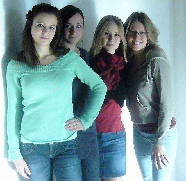 Milena Nowak (pierwsza z lewej) i jej koleżanki: Marta Rogozińska, Monika Orłowska i Lucyna Myszka