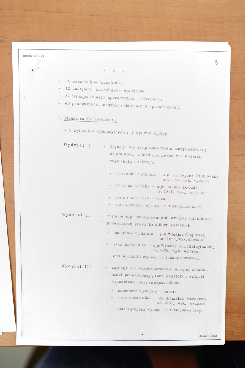 IPN udostępnił kolejne dokumenty znalezione w domu gen. Kiszczaka