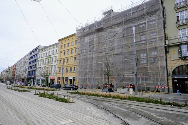 Tak teraz wygląda dawny gmach Biblioteki Raczyńskich przy ul. Święty Marcin 45. 