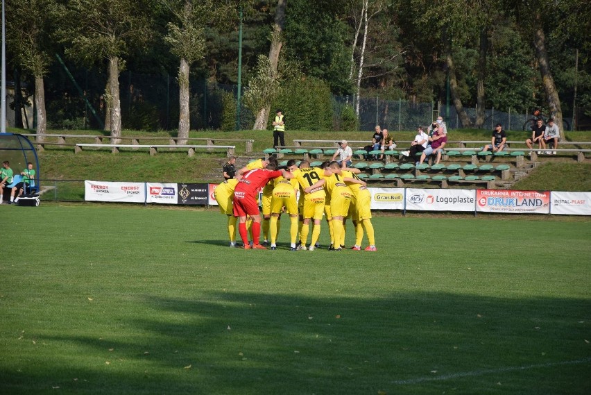 Piłkarze Lechii Zielona Góra wygrali (4:3) z Foto Higieną...
