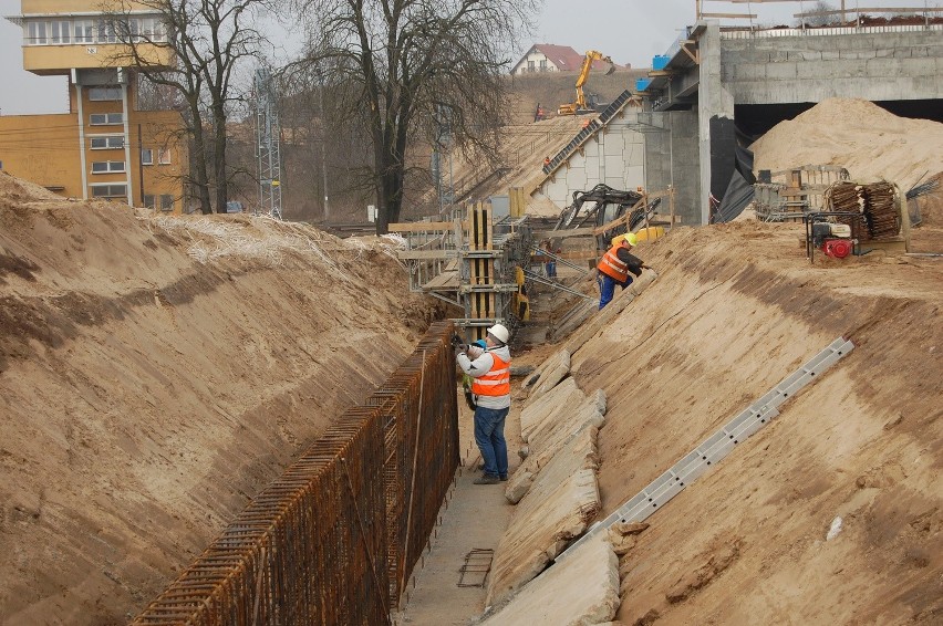 Drogowcy pracują niemal na całej trasie przyszłego obejścia