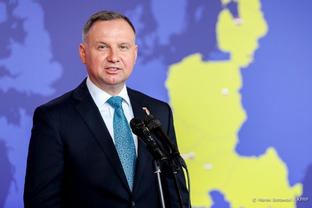Prezydent Andrzej Duda uczestniczy w szczycie państw Trójmorza w Rydze