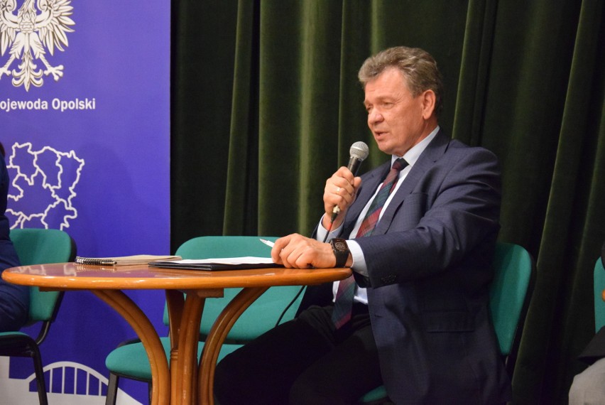 Debata kandydatów do parlamentu w Kędzierzynie-Koźlu