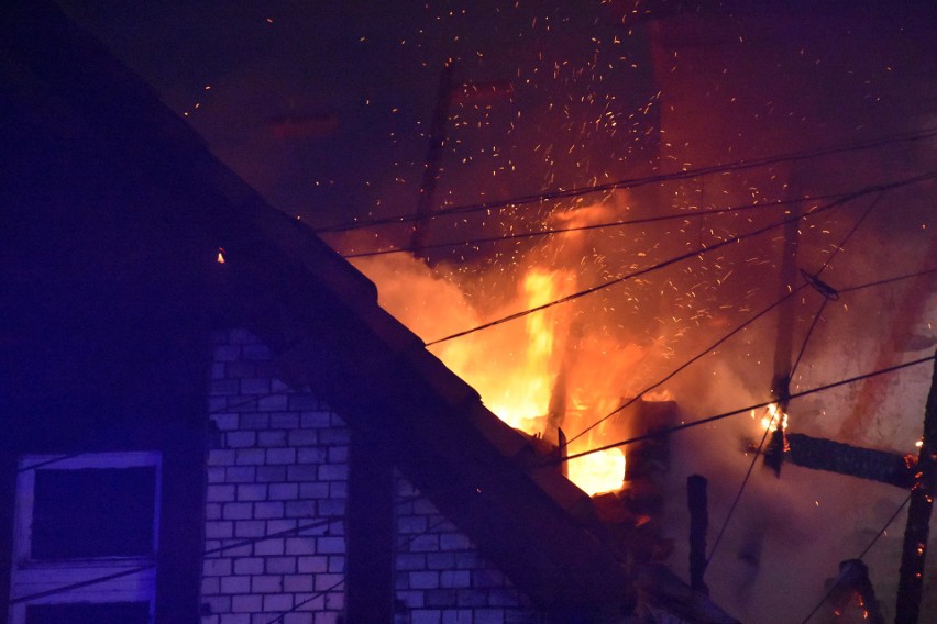 Pożar familoków w Czerwionce-Leszczynach...