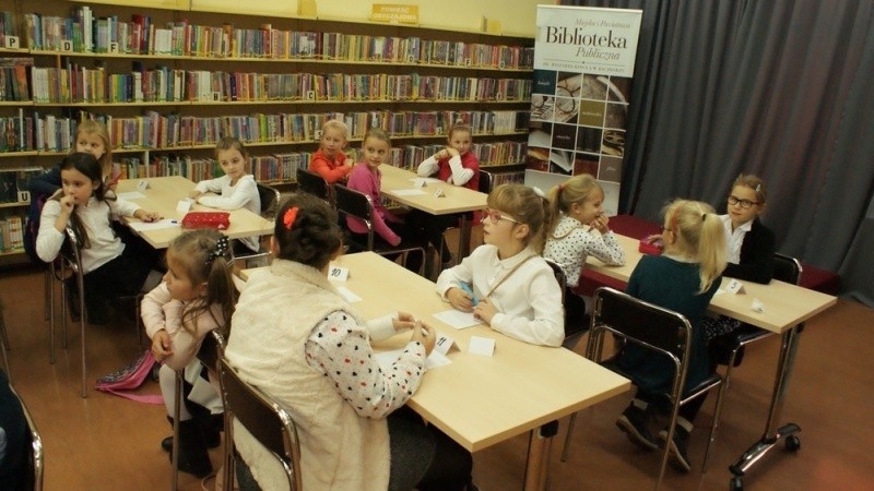 Konkurs kaligraficzny w raciborskiej bibliotece