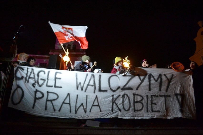 Strajk obywatelski w Bielsku-Białej. 13 grudnia 2016 r.