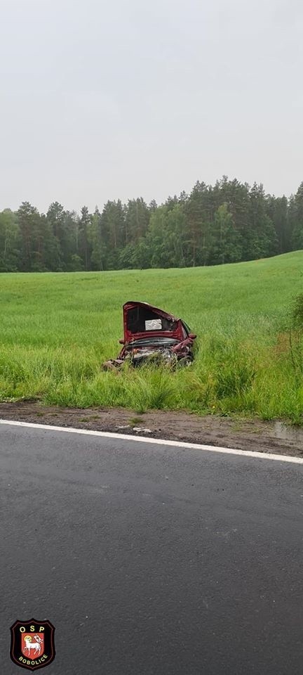 Wypadek na drodze krajowej nr 11 w miejscowości Przydargiń. Dwie osoby poszkodowane