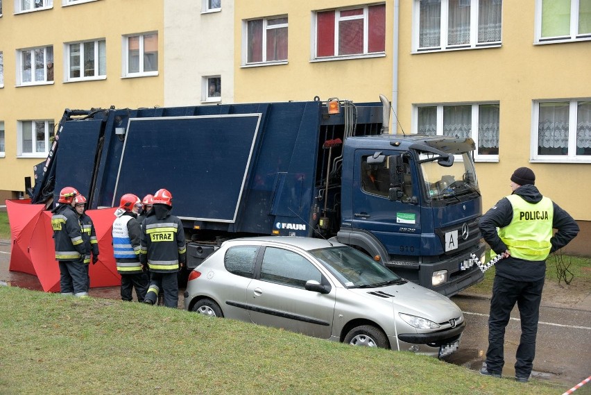 Śmiertelne potrącenie przy ul. Bema 89b. Kobieta zginęła na miejscu (zdjęcia, wideo)