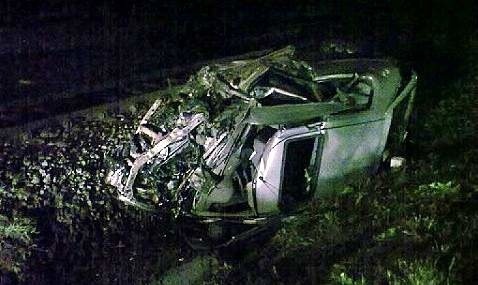 Wypadek pod Wolinem: Peugeot całkowicie zniszczony.