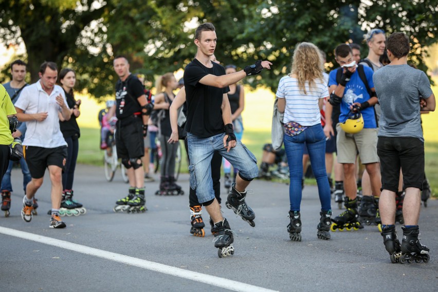 Kraków, Rolki i My. Przejazd pod hasłem "Wakacje z Rolkami" [ZDJĘCIA UCZESTNIKÓW] 