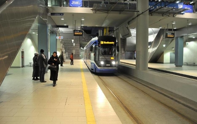 Metro czy tramwaj w tunelu? Kraków staje przed strategiczną decyzją. 