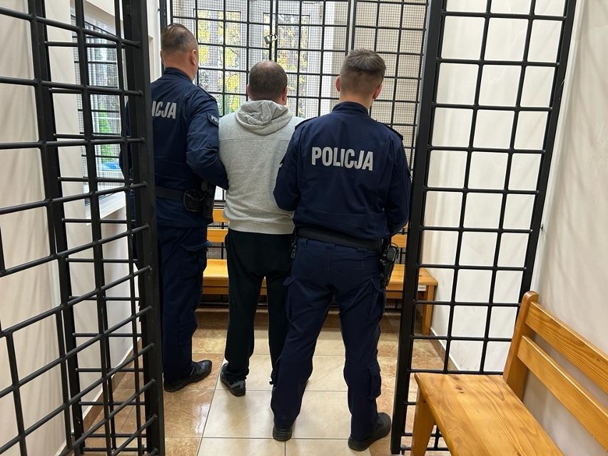 Sąd tymczasowo aresztował 43-latka z powiatu brzozowskiego,...