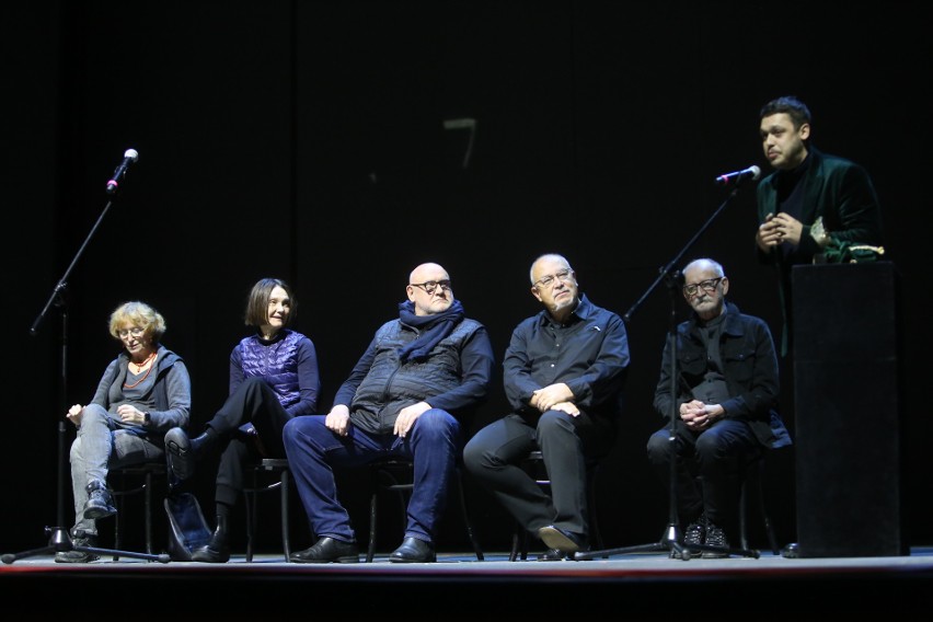 Ogólnopolski Festiwal Sztuki Reżyserskiej „Interpretacje" - Jakub Skrzywanek z Laurem Konrada 21 edycji festiwalu