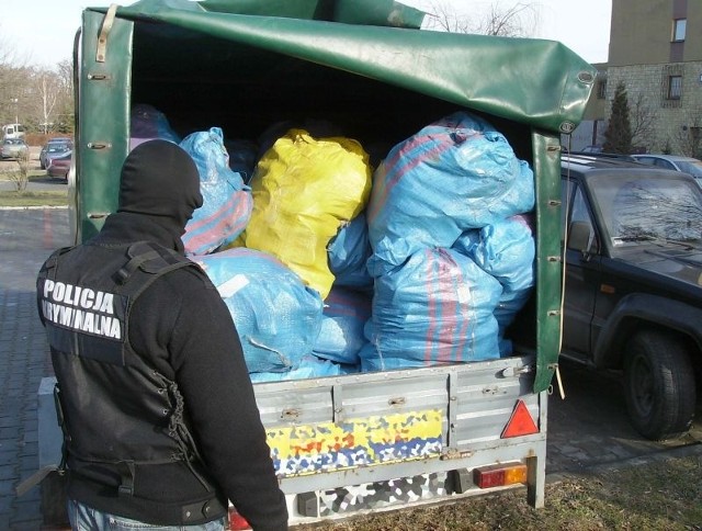 Sprawa była cały czas traktowana jako rozwojowa i policjanci z sekcji dochodzeniowo-śledczej wraz z "kryminalnymi&#8221; zaplanowali dalsze zatrzymania.