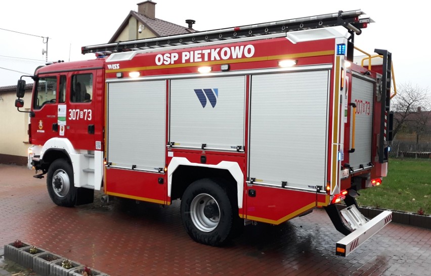 OSP Pietkowo ma nowy wóz bojowy. To MAN TGM 13.290