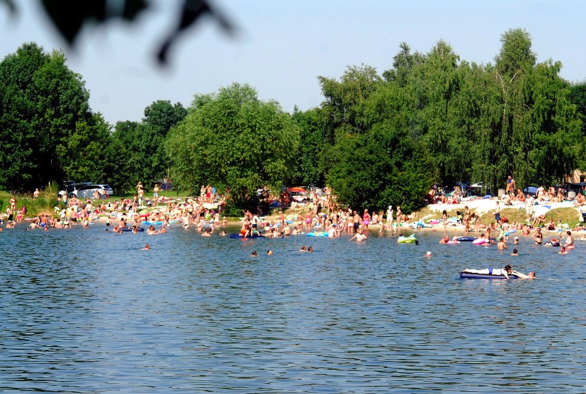 Krakowianie wypoczywają na Bagrach [ZDJĘCIA]