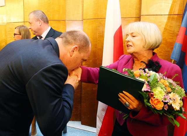 Danuta Rodziewicz przez wiele lat pełniła funkcję dyrektora IV LO. To ceniony pedagog.