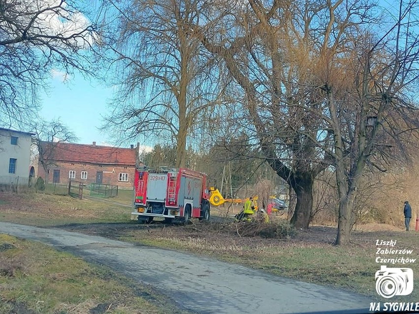 Nagłe zasłabnięcia na ulicy w Czernichowie. Po godzinnej...