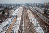 Nad drogą wojewódzką 913, do lotniska w Pyrzowicach, powstaje nowy wiadukt kolejowy