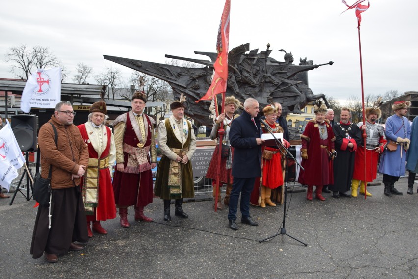 Powitali pomnik Jana III Sobieskiego w Częstochowie