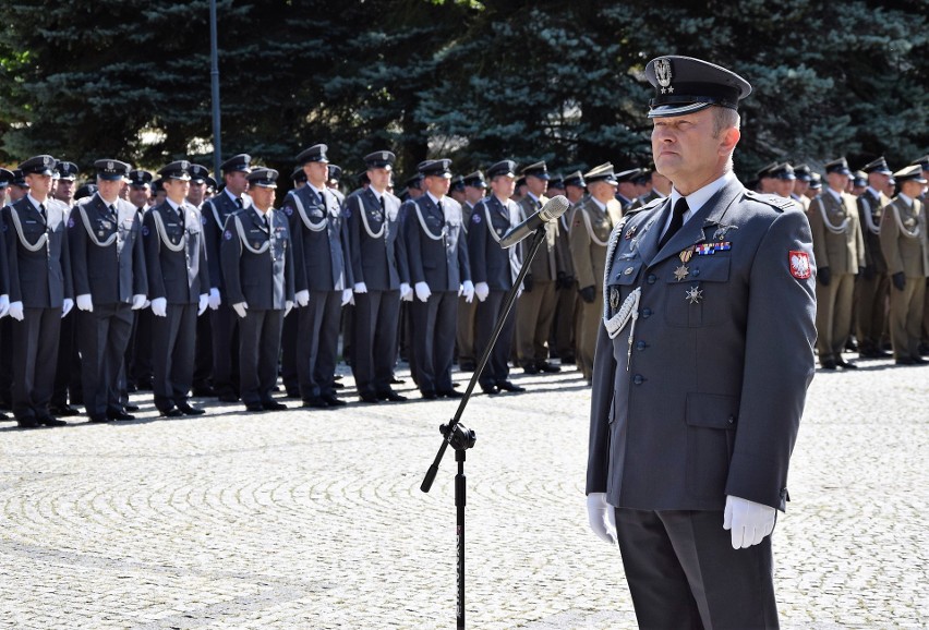 W Solankach odbyły się garnizonowe obchody Święta Wojska...