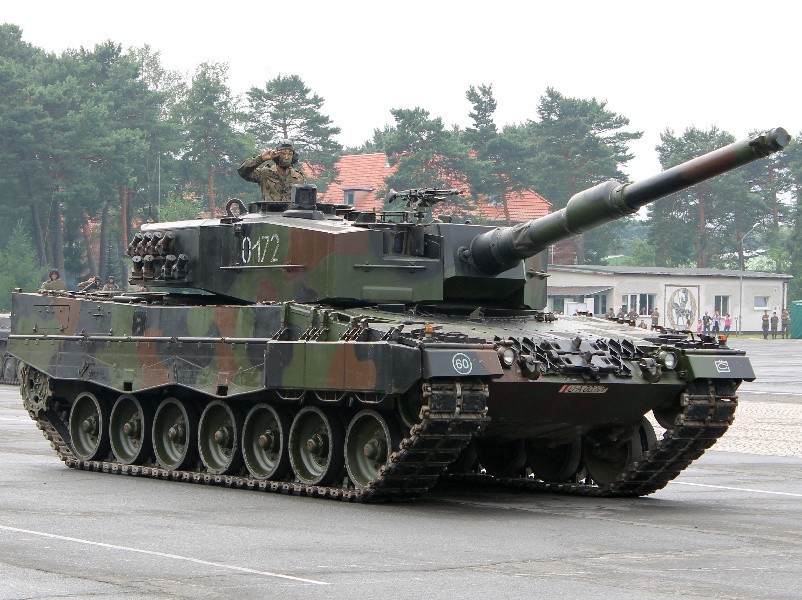 Leopard 2 to niemiecki czołg podstawowy opracowany w latach...