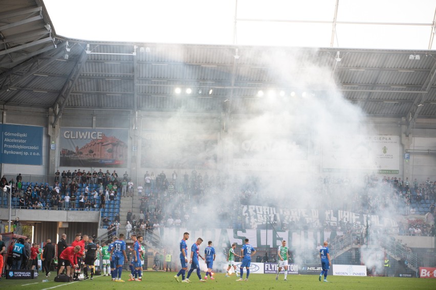 Lechia przez kibiców musi zapłacić 500 tys. złotych kary!