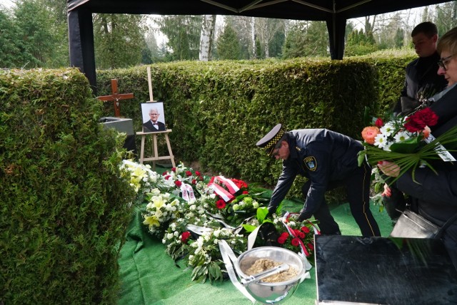 Schefke został pochowany na cmentarzu na Junikowie w Poznaniu 12 marca. Więcej zdjęć ---->