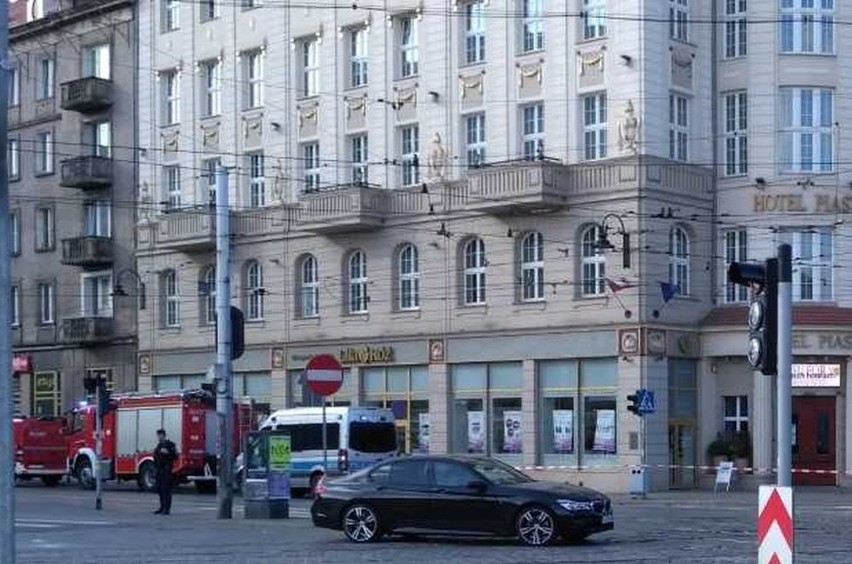 Wrocław: Alarm na Piłsudskiego. Podejrzana walizka
