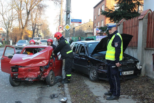 Wypadek na skrzyżowaniu Demokratycznej i Starorudzkiej w Łodzi
