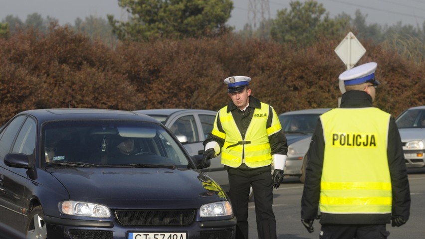 Bydgoska policja apeluje do kierowców o ostrożność za kółkiem