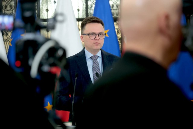 Marszałek Sejmu odniósł się do zapowiedzi Mariusza Kamińskiego i Maciej Wąsika, dotyczącej tego, że „niedługo się zobaczą”.